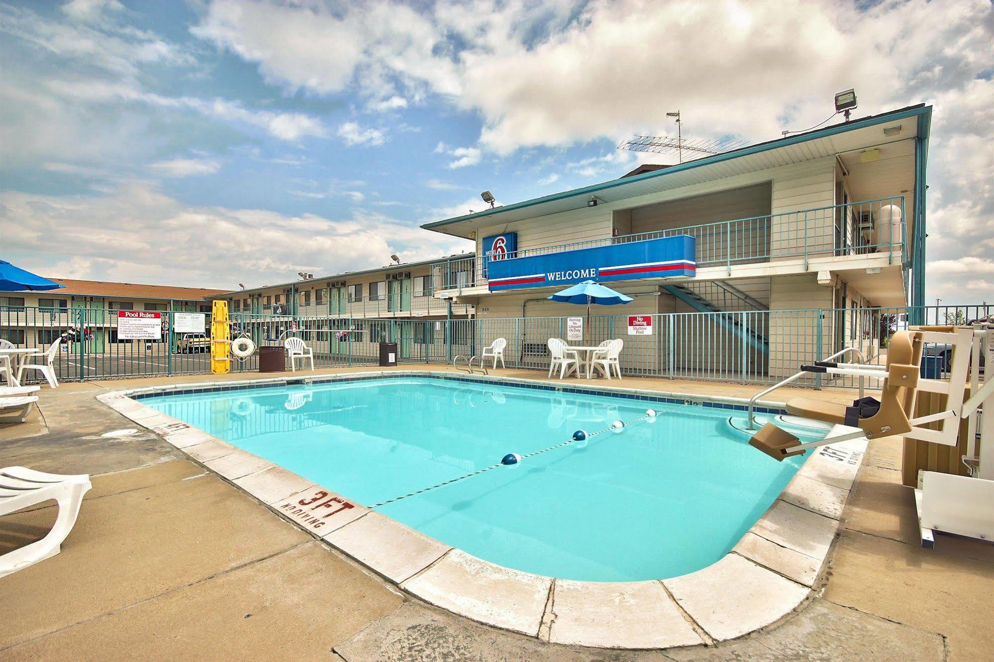 America'S Best Value Inn & Suites-Хелена Экстерьер фото